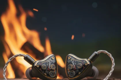 Campfire Audio Chimera: Nine Drivers Push Hybrid Earphones to Extremes