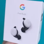 white apple earpods with box