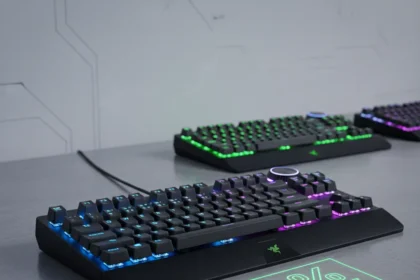 Razer Huntsman V3 Pro Mechanical Keyboard Hits 32% Discount
