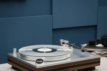 Clearaudio Compass Turntable Breaks the Luxury Brand's Ultra-High Price Barrier